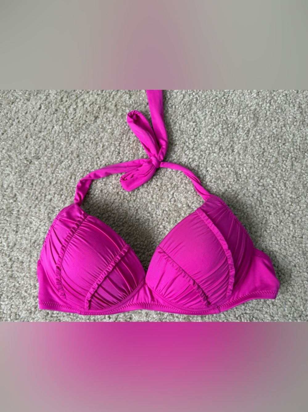 Betsey Johnson Hot Pink   Bikini Top size M Ruched   Ruffle detail.